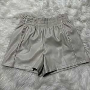 Cream Colored Faux Leather High Rise Cinch Waist Shorts with Pockets size Small